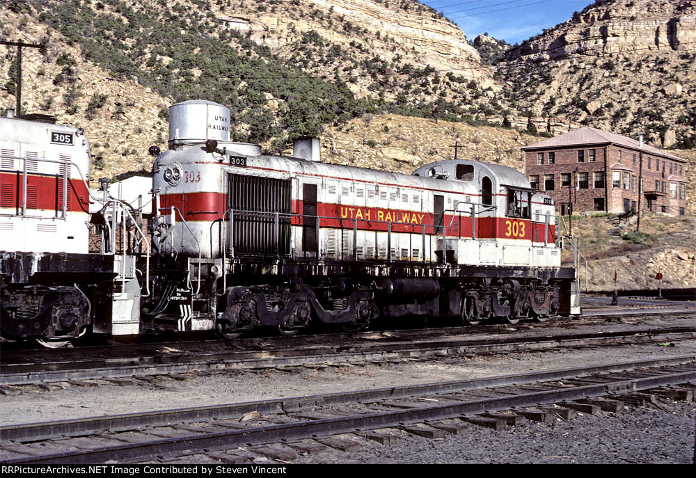 UTAH RSD4 #303 with 305 next to UTAH Rly HQ at Martin.